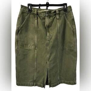 Women’s Madewell Olive Green Jean Skirt in Size 31.
